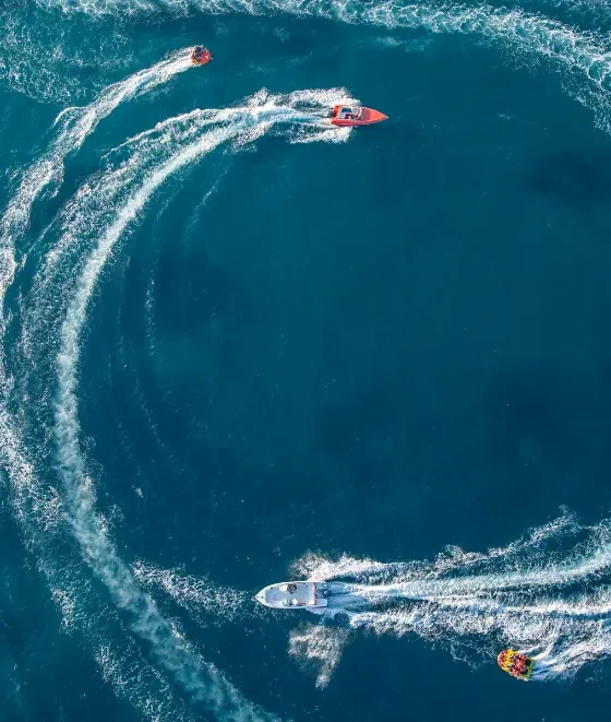 How do I choose the right propeller for a speedboat?