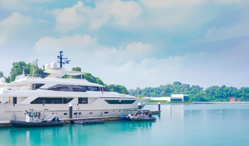 How much can yachts vary in size