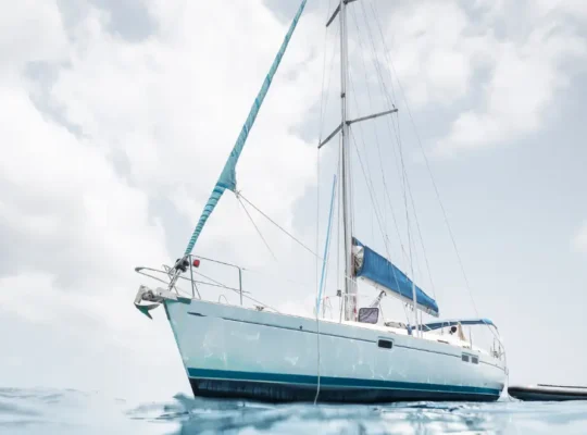How to plan a cruise on sailing boats?